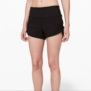 Cinch and Stretch Short 2.5”